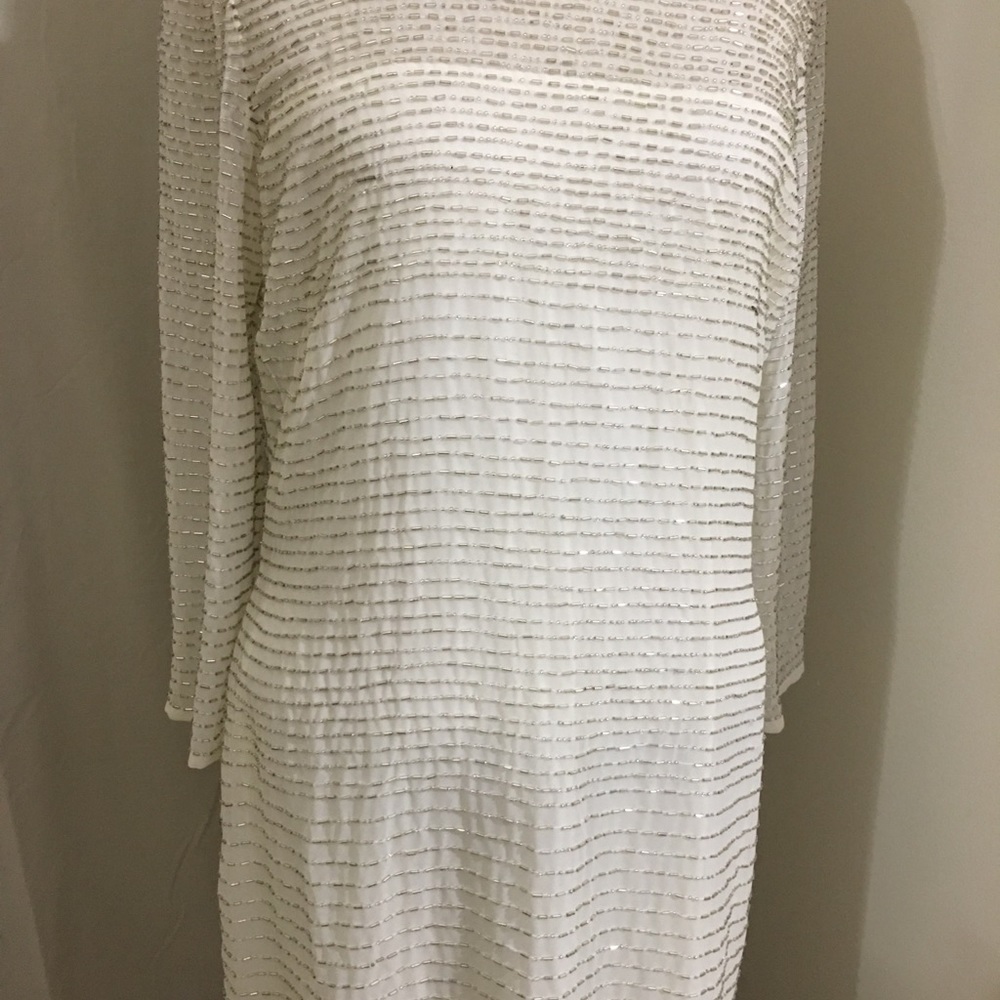 Dress - Picture 2 of 4